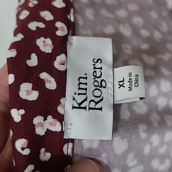 Kim Rogers Burgundy Abstract Polka-dot/Floral Button Down Shirt size XL - Picture 3 of 8